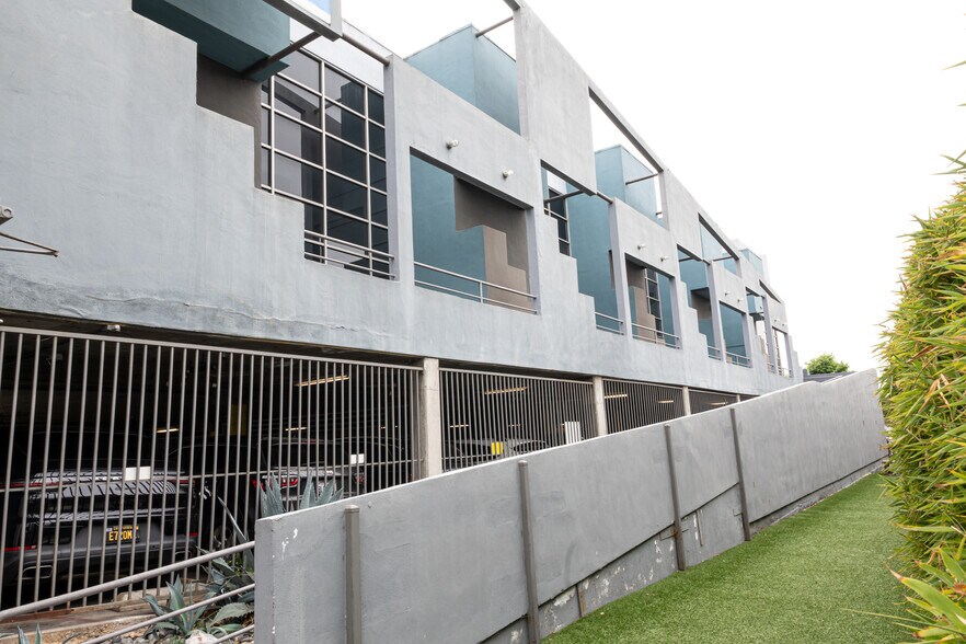 More Photos Of 1750 14th St, Santa Monica Loft Creative Space For Lease