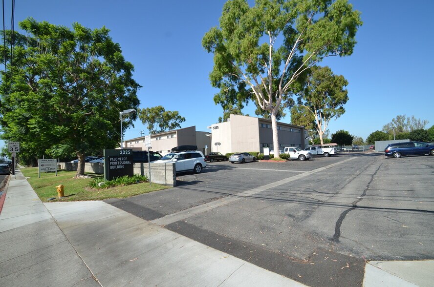 More Photos Of 3325 N Palo Verde Ave, Long Beach Medical For Lease