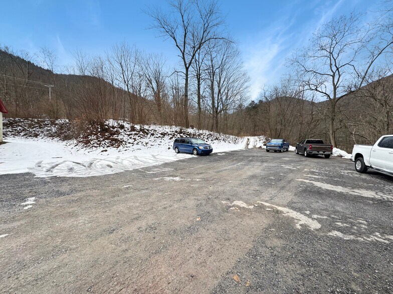 More Photos Of 151 Slaughter House Rd, Claysburg Warehouse For Sale