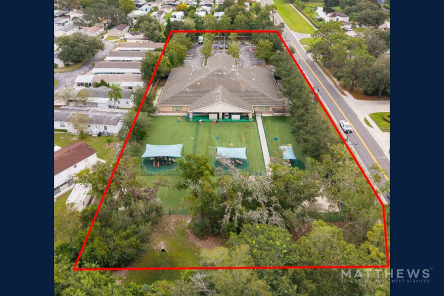 More Photos Of 301 W Welch Rd, Apopka General Retail For Sale