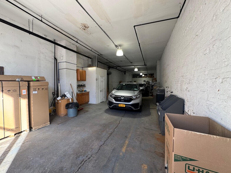 More Photos Of 149-157 29th St, Brooklyn Warehouse For Lease