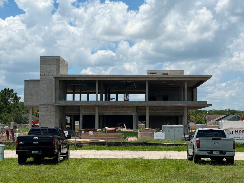 More Photos Of 12060 Crystal Commerce Way, Orlando Office For Lease