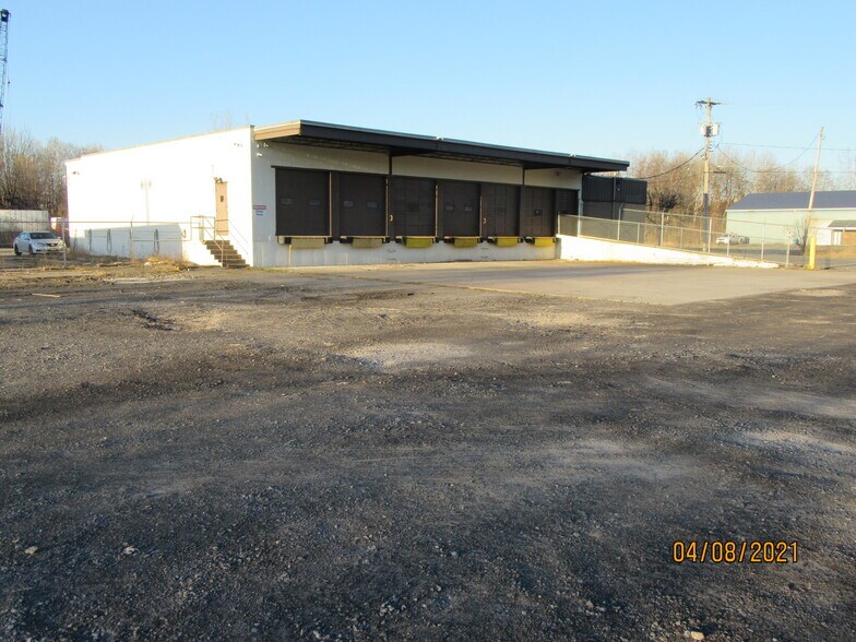 More Photos Of 6454 Taft Rd E, East Syracuse Warehouse For Lease