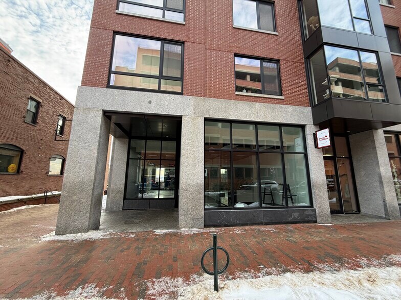 Primary Photo Of 40 Free St, Portland Apartments For Lease