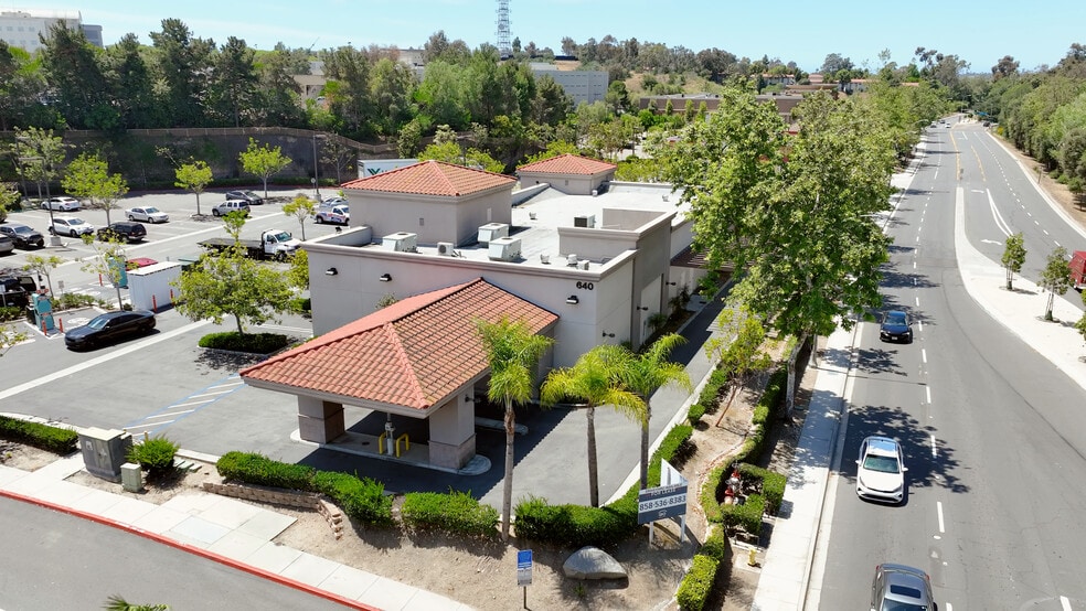 Primary Photo Of 640 Hacienda Dr, Vista Storefront For Sale