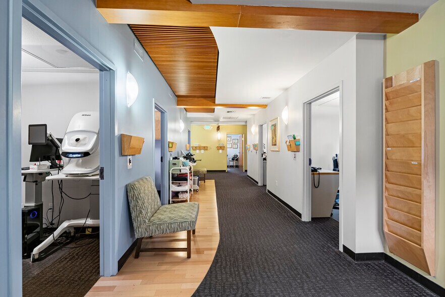 More Photos Of 2211 Bush St, San Francisco Medical For Sale