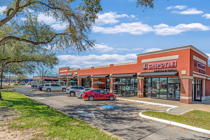 More Photos Of 7690-7736 W FM 1960, Houston Storefront For Lease