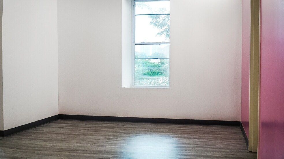 More Photos Of 3660 W Waldo Ave, Bronx Apartments For Lease