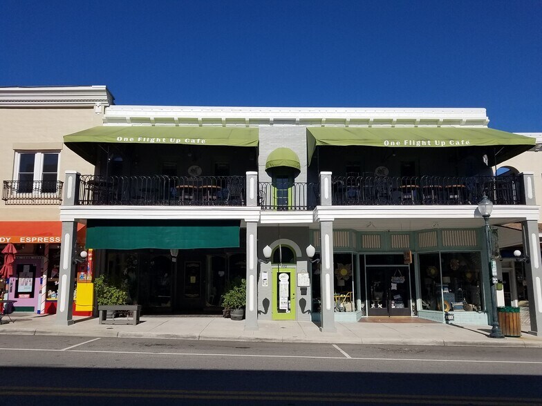 Primary Photo Of 438-442 N Donnelly St, Mount Dora Storefront For Lease