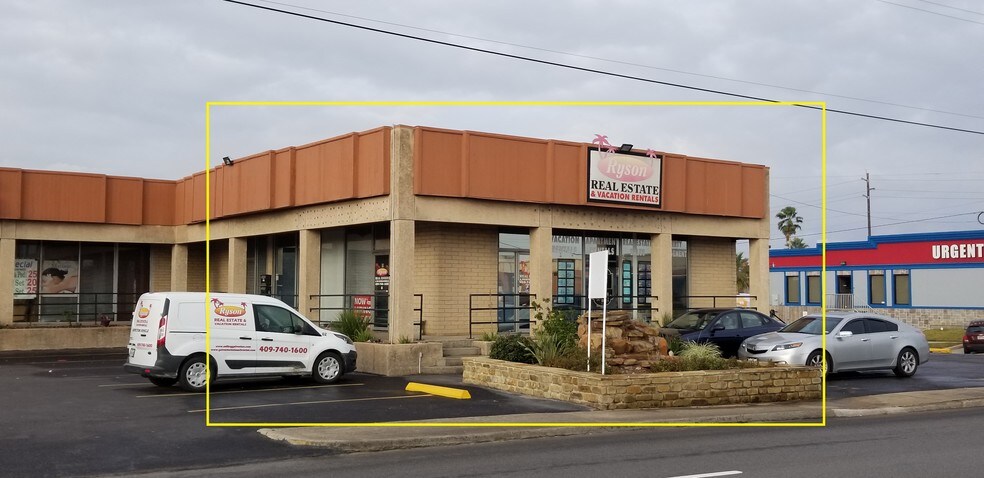 More Photos Of 2115 61st St, Galveston Storefront Retail Office For Lease