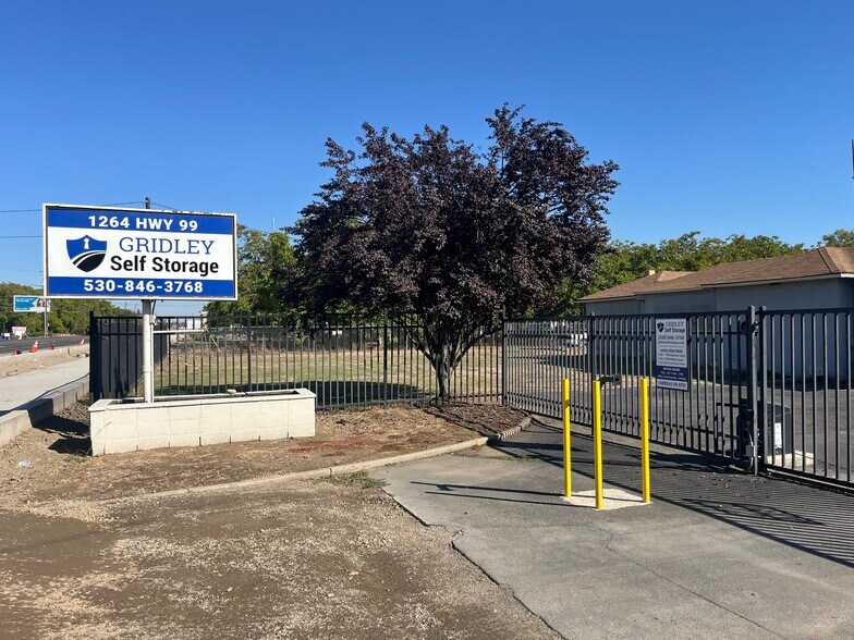 Primary Photo Of 1264 99 Hwy, Gridley Self Storage For Sale