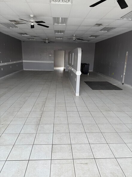 More Photos Of 5022-5044 Plank Rd, Fredericksburg Freestanding For Lease