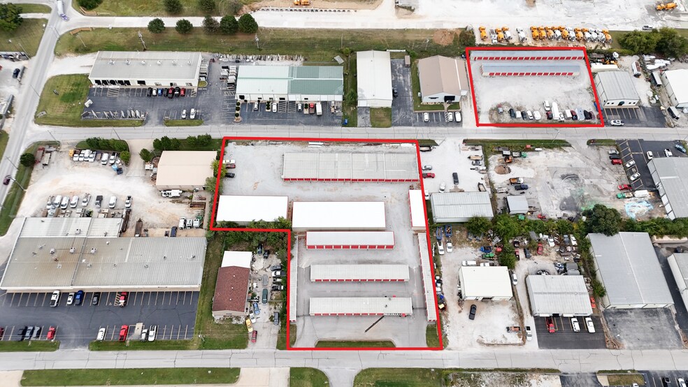 More Photos Of 1342 N Robin St, Nixa Self Storage For Sale