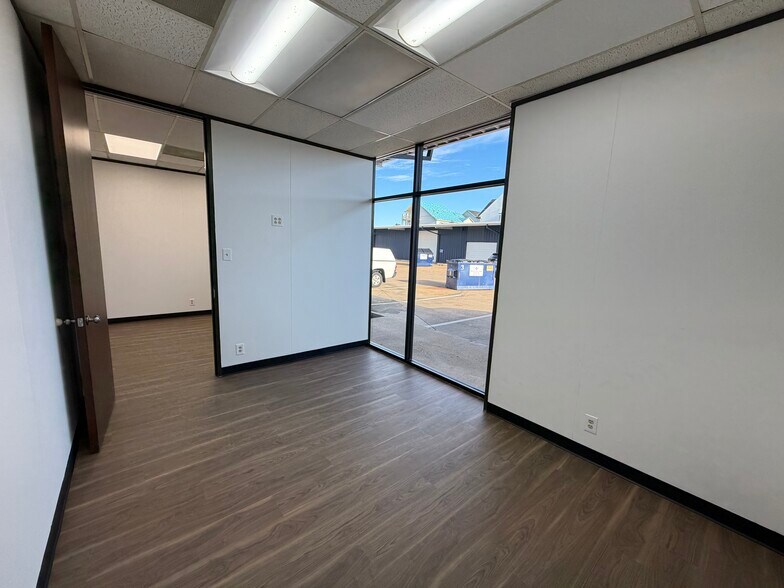 More Photos Of 1771 Upland Dr, Houston Unknown For Lease