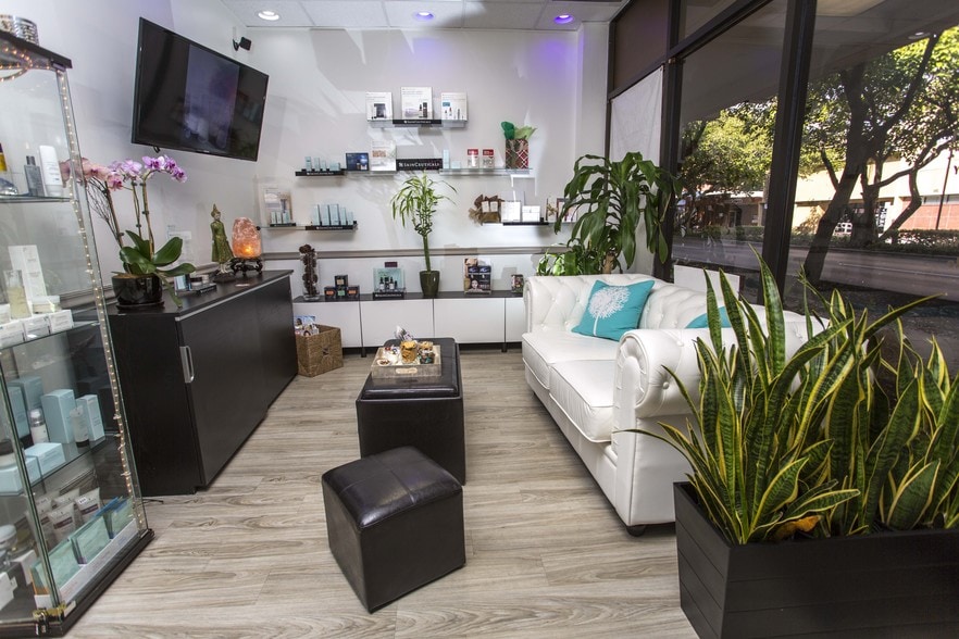 More Photos Of 1330 Coral Way, Miami Medical For Lease