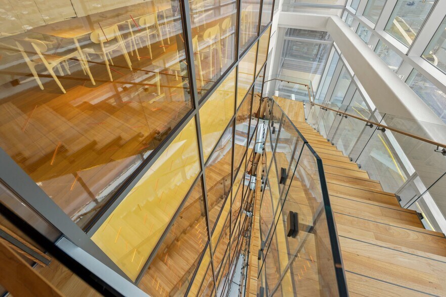 More Photos Of 7940 Jones Branch Dr, McLean Office For Lease