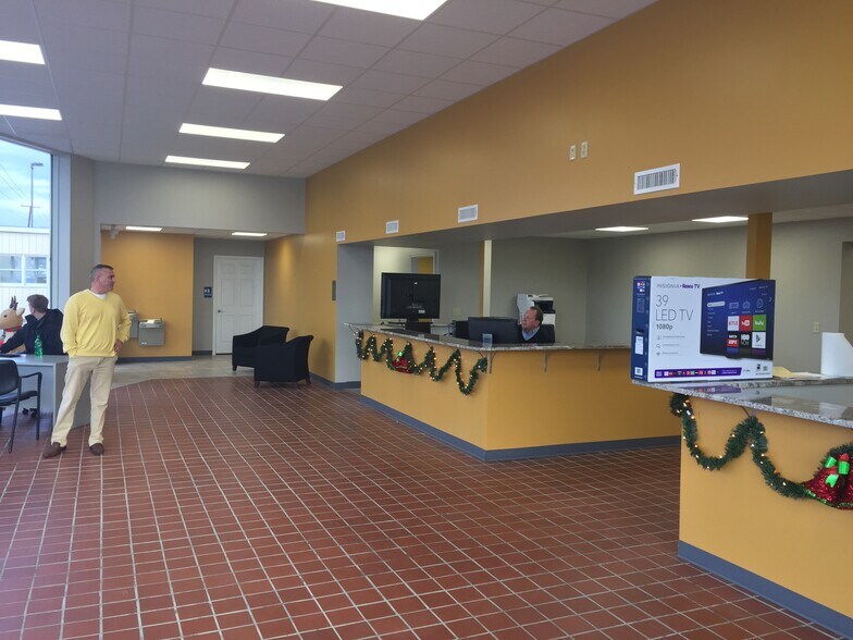 More Photos Of 791 York Rd, Gettysburg General Retail For Sale