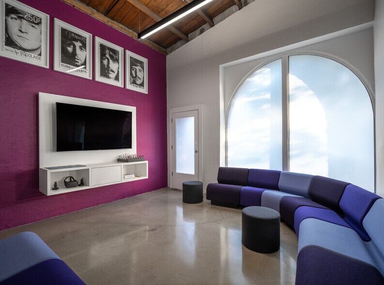 More Photos Of 880 E Broadway, Glendale Loft Creative Space For Sale