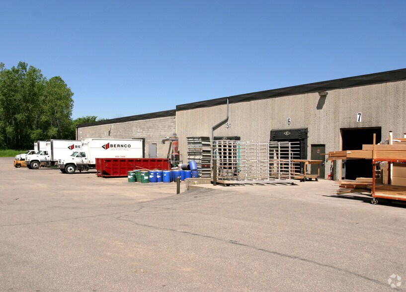 More Photos Of 11356 215th St W, Lakeville Manufacturing For Sale
