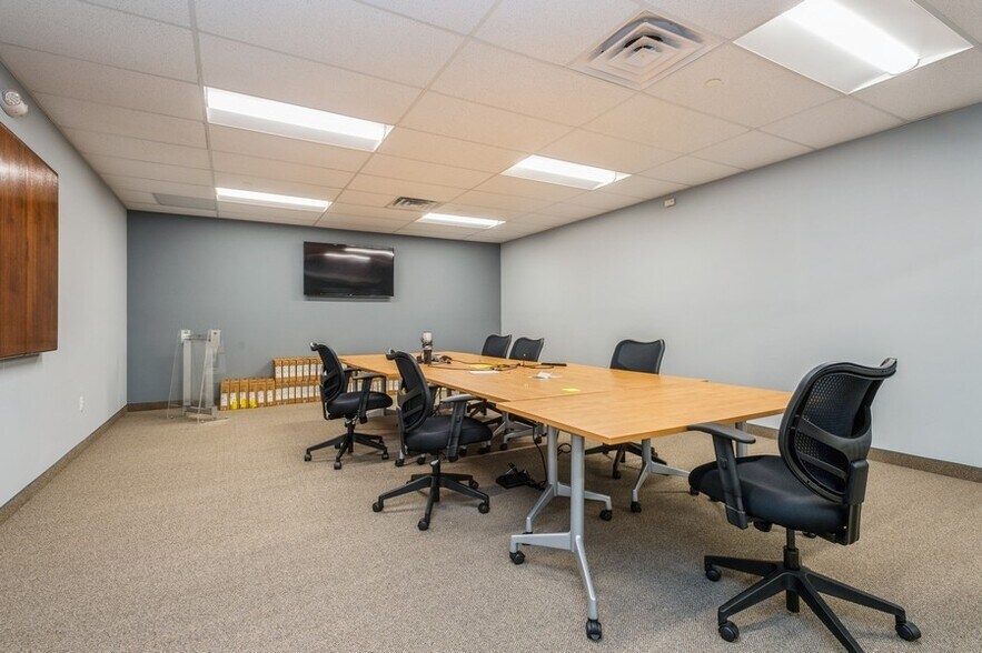 More Photos Of 46-56 E Main St, Somerville Office For Lease