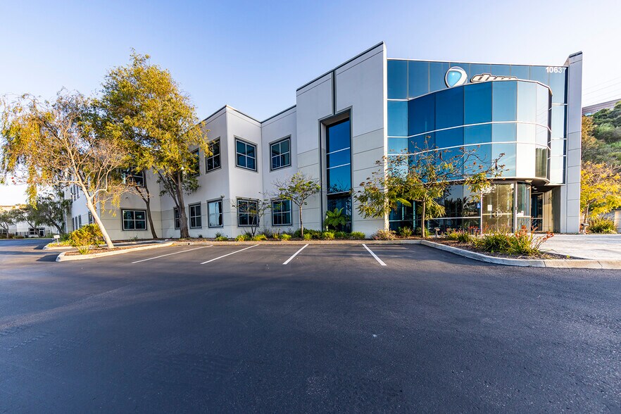 More Photos Of 10637 Scripps Summit Ct, San Diego Warehouse For Sale