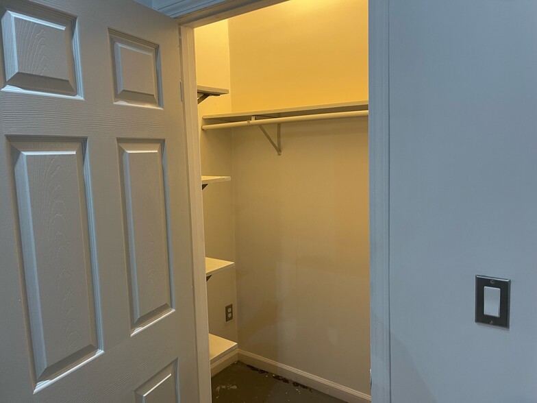 More Photos Of 555 Whitehall St SW, Atlanta Distribution For Lease