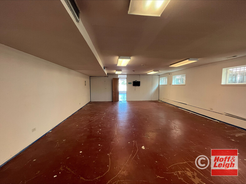 More Photos Of 8646 W Colfax Ave, Lakewood Freestanding For Lease