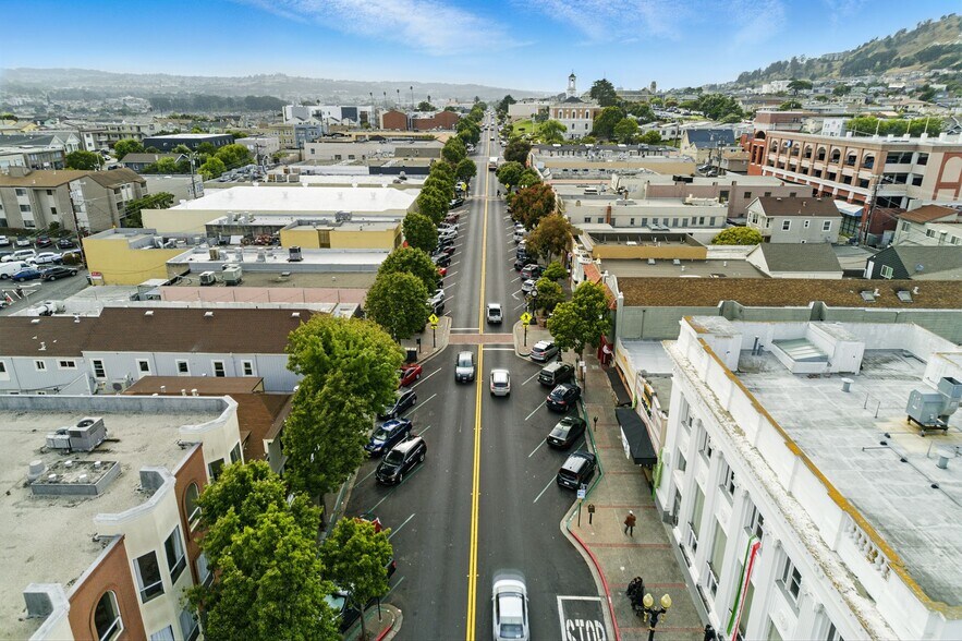 More Photos Of 301 Grand Ave, South San Francisco Office For Lease