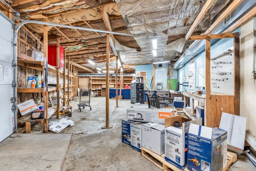 More Photos Of 1630 E Main St, Canon City General Retail For Sale