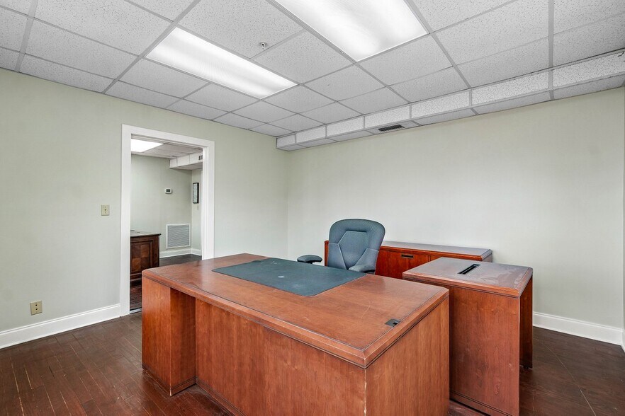More Photos Of 120 S Olive Ave, West Palm Beach Office Residential For Sale