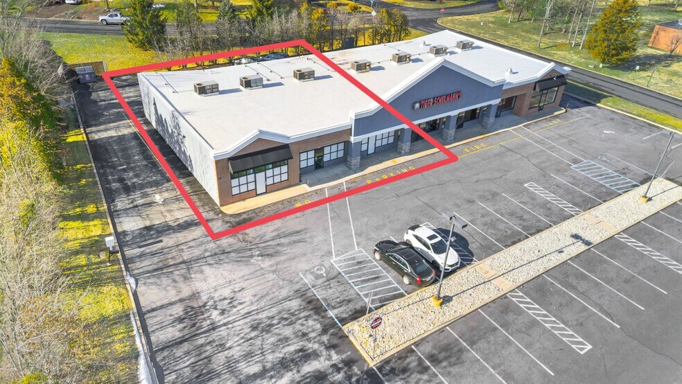 More Photos Of 160 Bethlehem Pike, Colmar Freestanding For Lease