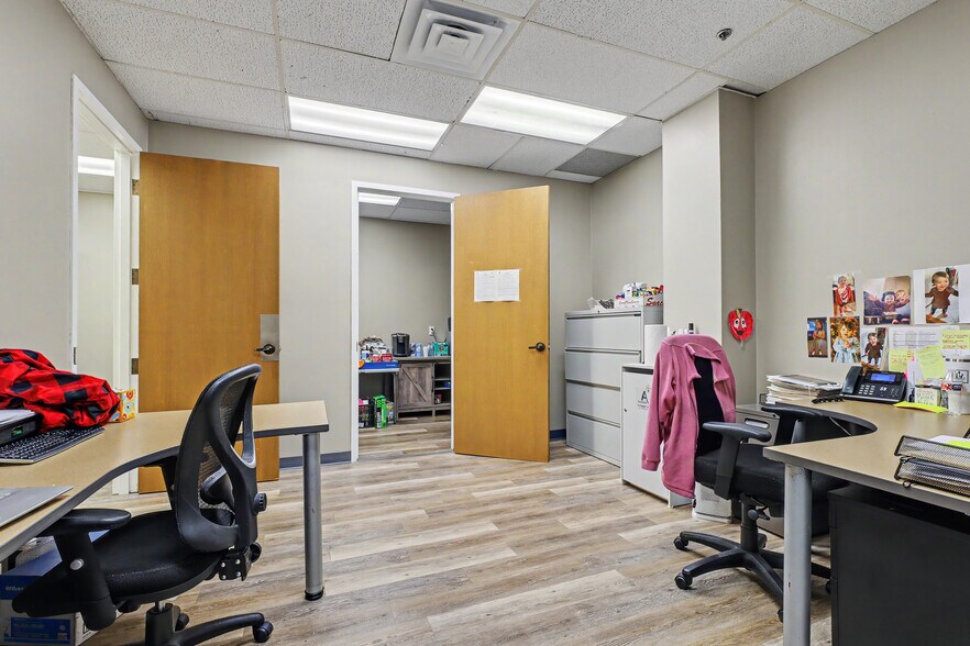 More Photos Of 835 Mason St, Dearborn Office For Lease