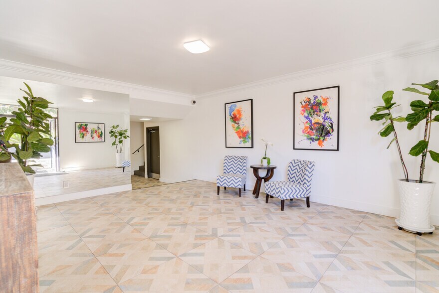 More Photos Of 165 N Michigan Ave, Pasadena Apartments For Sale