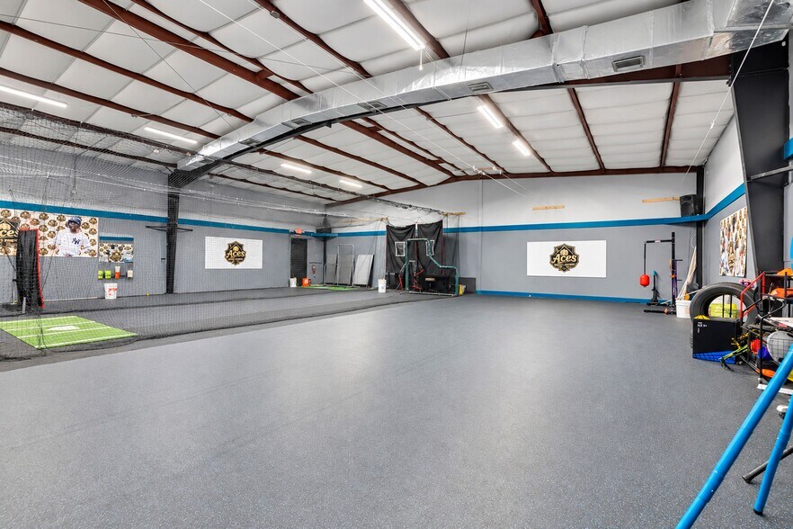 More Photos Of 5515 S Orange Ave, Orlando Warehouse For Sale