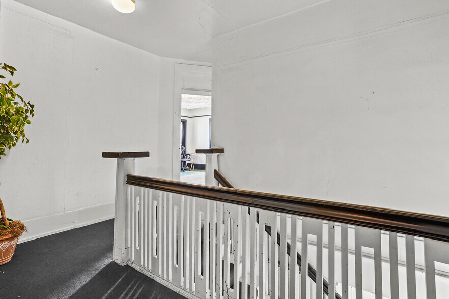 More Photos Of 1207 E Rio Grande Ave, El Paso Apartments For Sale