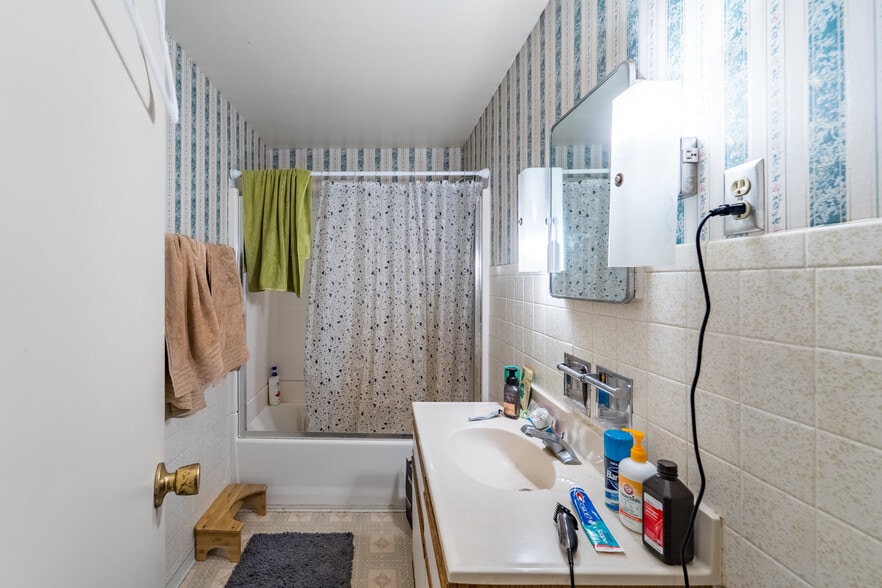 More Photos Of 550 S 1st Ave, Wausau Multifamily For Sale