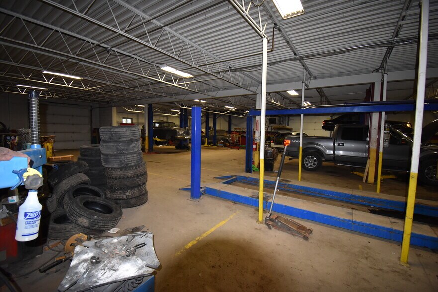More Photos Of 205 N Ridge St, Port Sanilac Manufacturing For Sale
