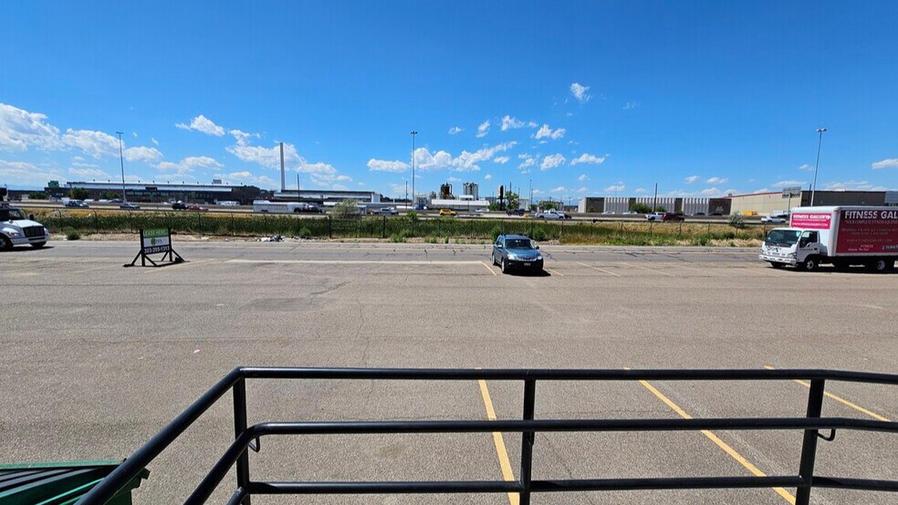 More Photos Of 5200-5280 Broadway, Denver Warehouse For Lease