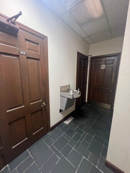 More Photos Of 239 N Edgeworth St, Greensboro Office For Sale
