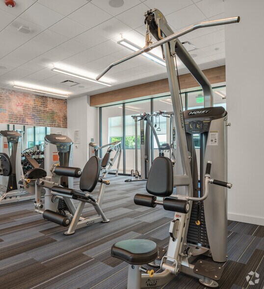 More Photos Of 1601 N Dixie Hwy, Lake Worth Apartments For Lease