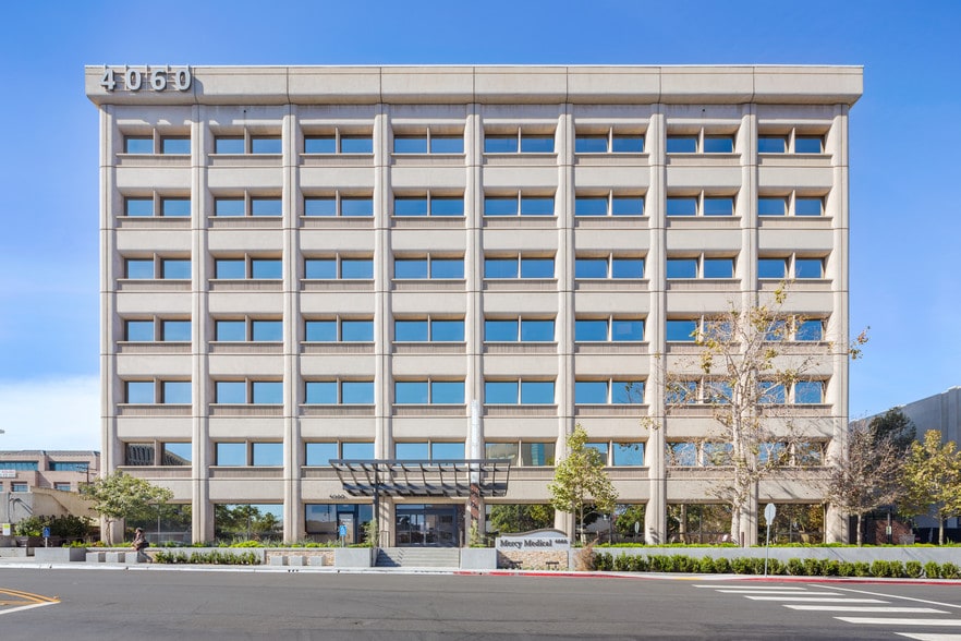 More Photos Of 4060 4th Ave, San Diego Medical For Lease