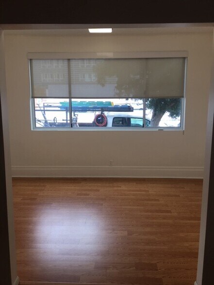 More Photos Of 8350 Melrose Ave, West Hollywood Loft Creative Space For Lease