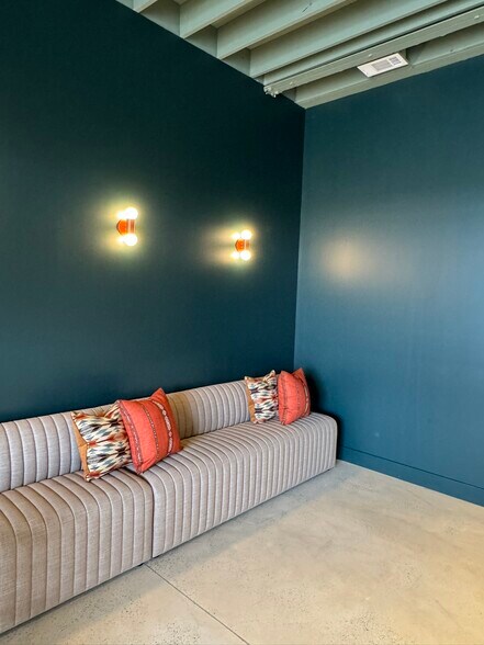 More Photos Of 1080 Third St, Macon-Bibb Coworking Space