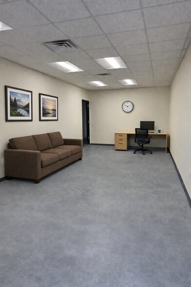 More Photos Of 500 N IH 69, Robstown Warehouse For Lease