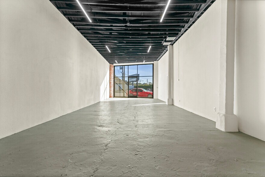 More Photos Of , Los Angeles Storefront For Lease