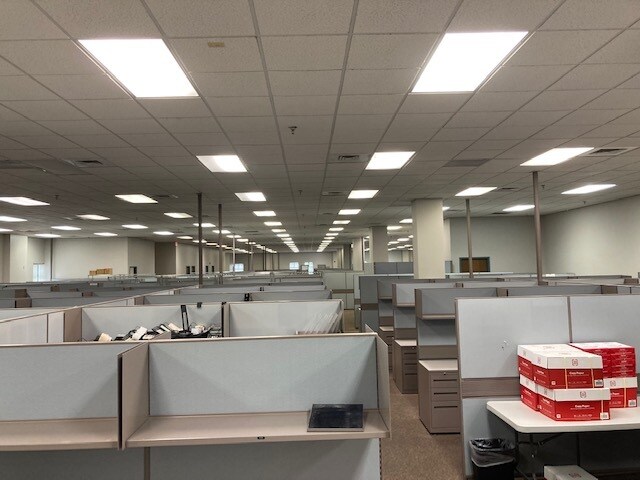 More Photos Of 3429 Regal Dr, Alcoa Office For Lease