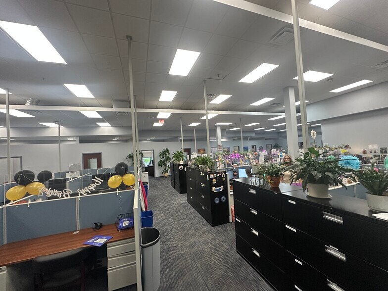 More Photos Of 7053 Rivers Ave, Charleston Office For Sale