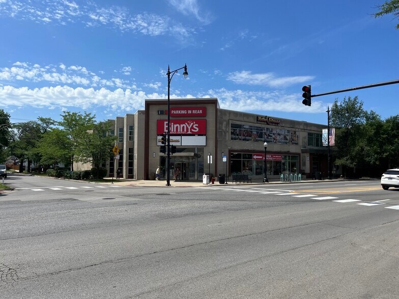 More Photos Of 4901 W Irving Park Rd, Chicago Unknown For Lease