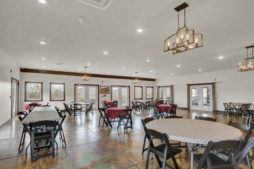 More Photos Of 596 Harman Rd, Halifax Winery Vineyard For Sale