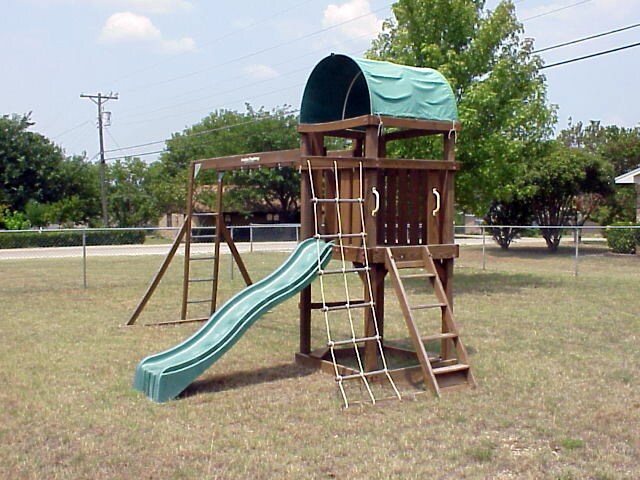 More Photos Of 601 E 7th St, Prosper Daycare Center For Sale